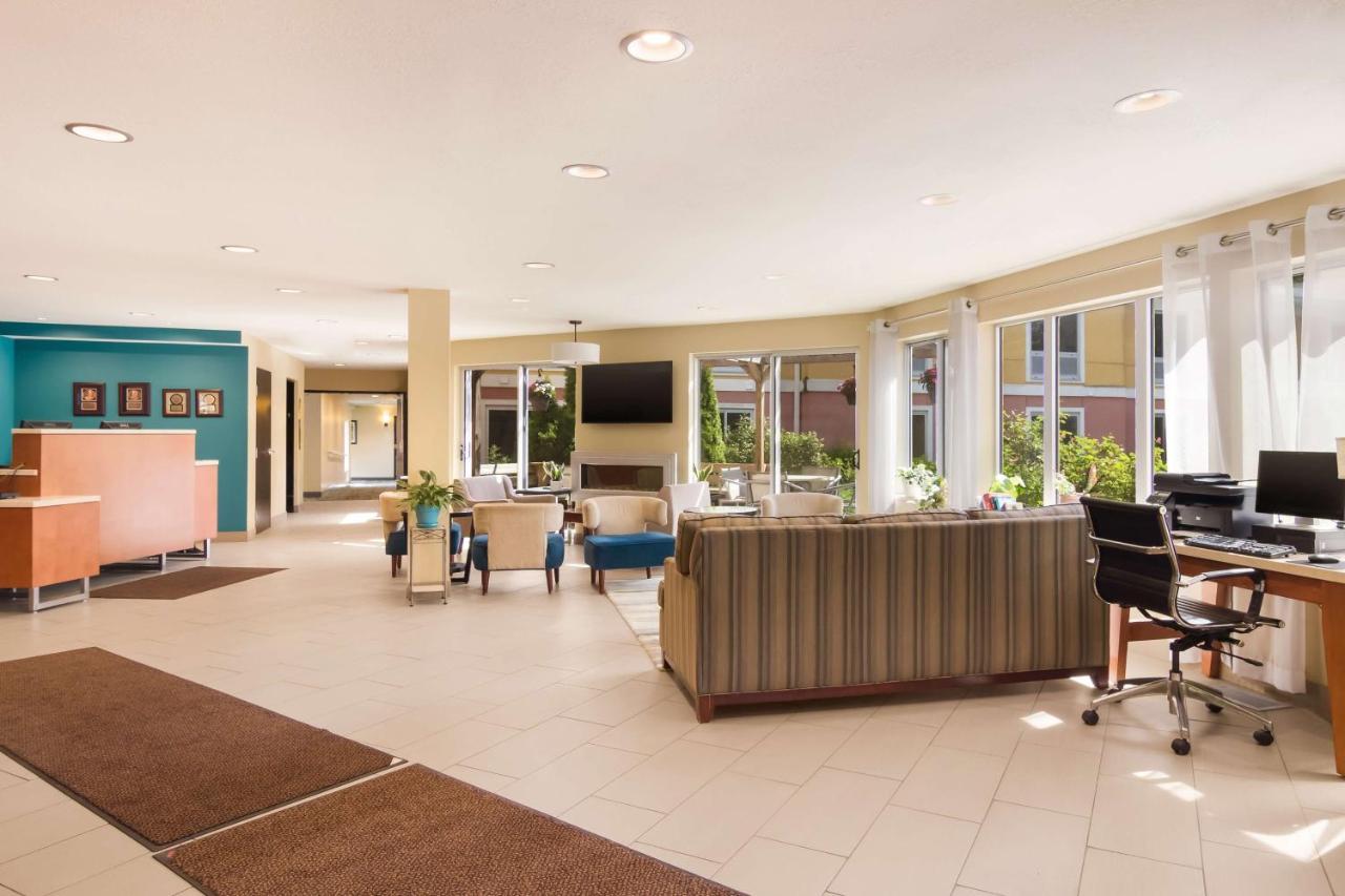 Best Western Plus Traverse City Zewnętrze zdjęcie